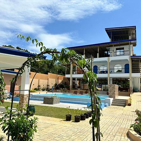 Aina Hannah Family Resort'S Greek Unit Calatagan Exterior photo