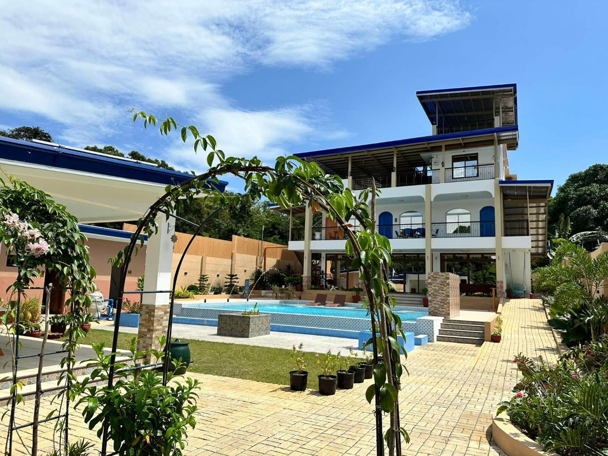 Aina Hannah Family Resort'S Greek Unit Calatagan Exterior photo
