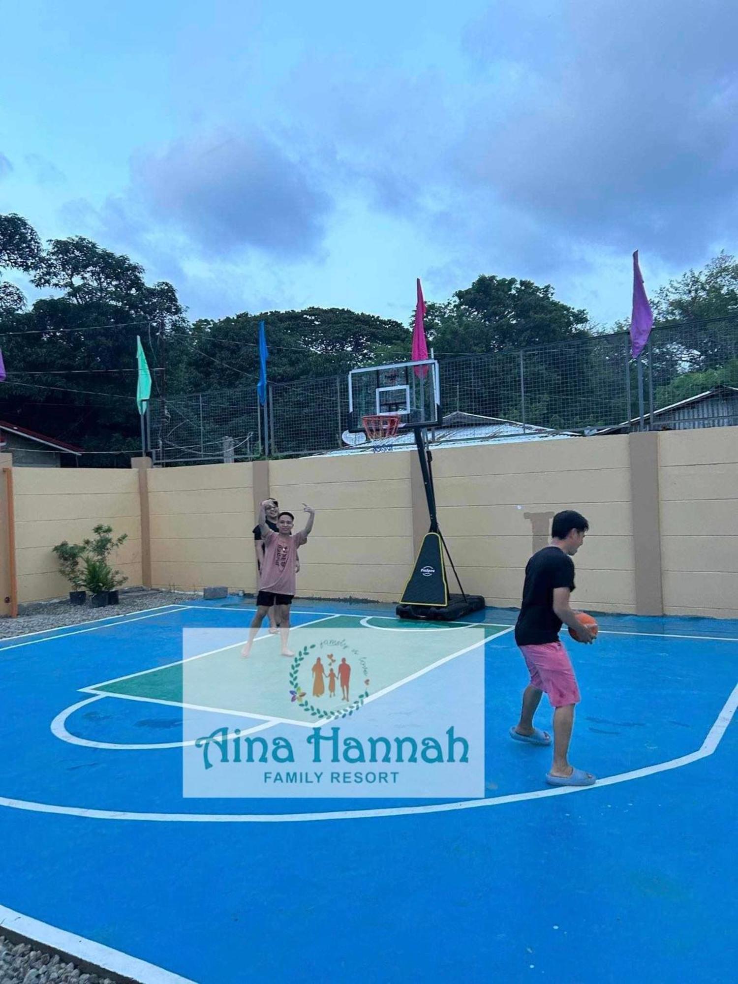 Aina Hannah Family Resort'S Greek Unit Calatagan Exterior photo